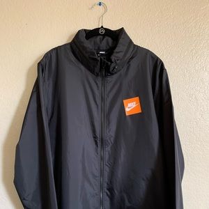 Nike jacket with hiding hood